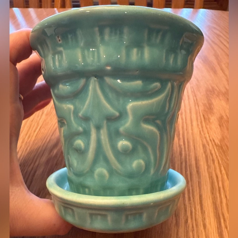 Vintage Turquoise Ceramic Planter with Saucer Botttom - Picture 3 of 9